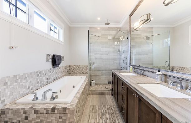 4698 W 11th Avenue Point Grey