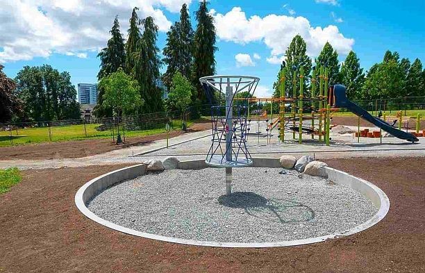 301 389 W 59th Avenue South Cambie