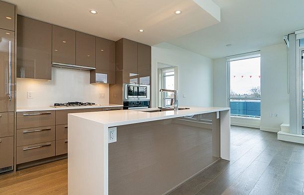 303 5289 Cambie Street Cambie