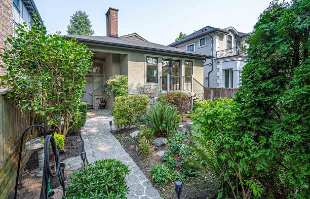 4427 W 7th Avenue Point Grey