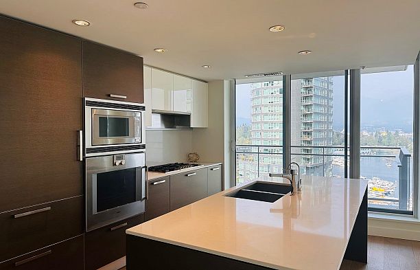1302 1499 W Pender Street Coal Harbour