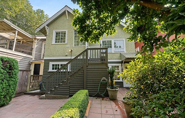 909 W 18th Avenue Cambie