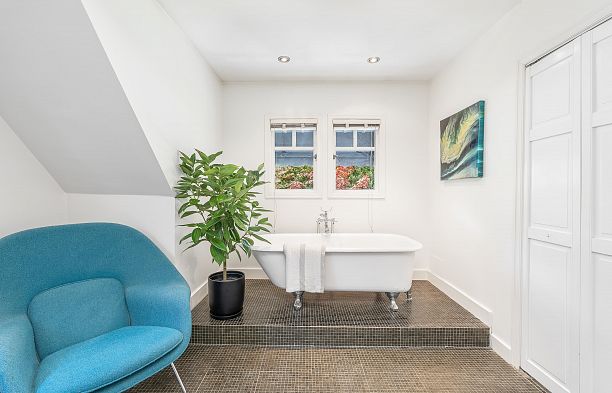 4678 W 9th Avenue Point Grey