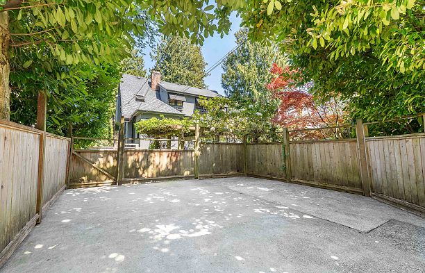 4678 W 9th Avenue Point Grey