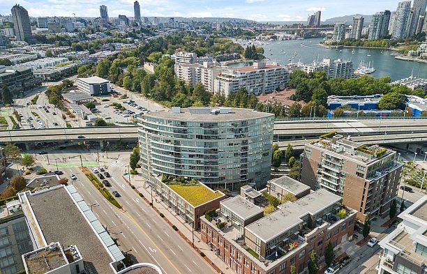 714 445 W 2nd Avenue False Creek