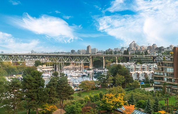 704 1450 Pennyfarthing Drive False Creek