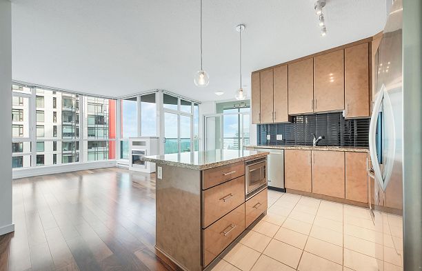 3001 1189 Melville Street Coal Harbour