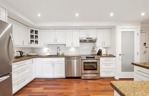 704 1450 Pennyfarthing Drive False Creek
