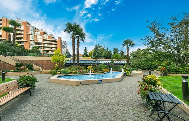704 1450 Pennyfarthing Drive False Creek