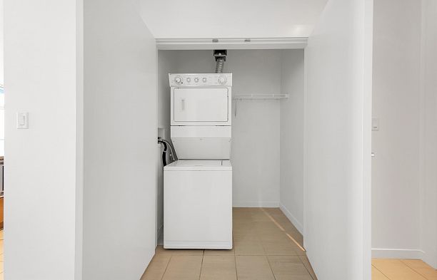 3001 1189 Melville Street Coal Harbour