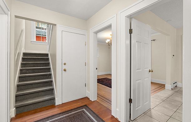 909 W 18th Avenue Cambie