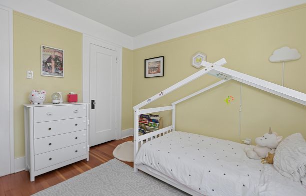 3658 W 26th Avenue Dunbar