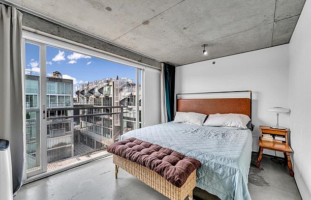 516 1540 W 2nd Avenue False Creek