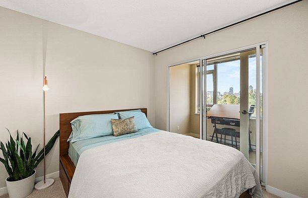 714 445 W 2nd Avenue False Creek