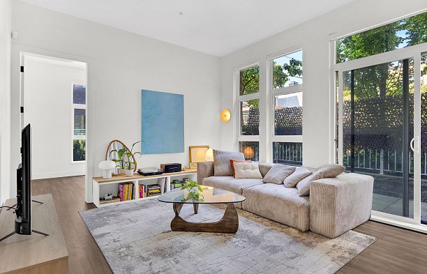 106 6999 Cambie Street South Cambie