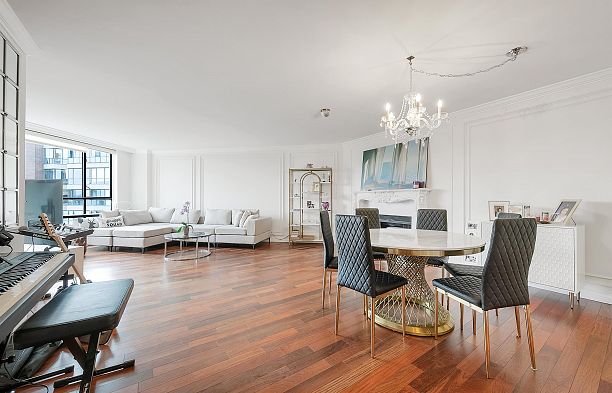 704 1450 Pennyfarthing Drive False Creek