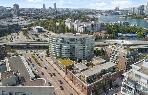 714 445 W 2nd Avenue False Creek