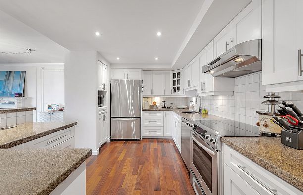 704 1450 Pennyfarthing Drive False Creek
