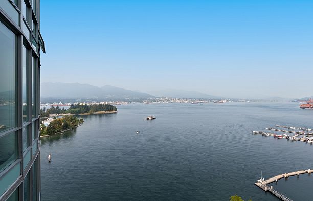 2502 323 Jervis Street Coal Harbour