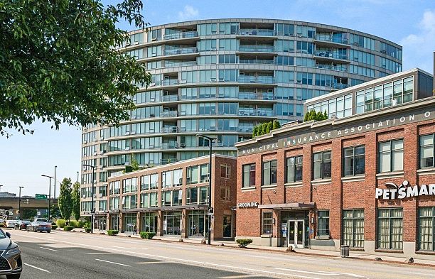 714 445 W 2nd Avenue False Creek