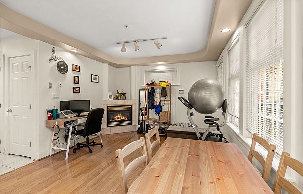 909 W 18th Avenue Cambie