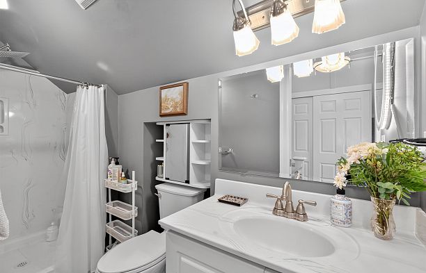 3658 W 26th Avenue Dunbar