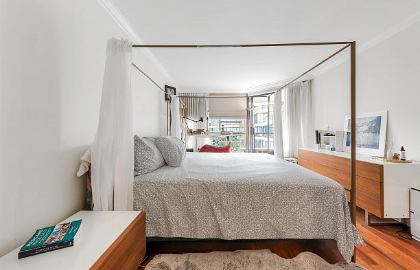 704 1450 Pennyfarthing Drive False Creek
