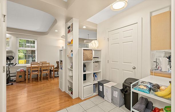 909 W 18th Avenue Cambie