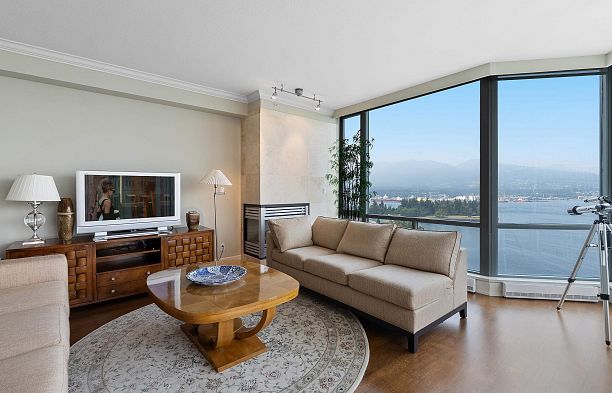 2502 323 Jervis Street Coal Harbour