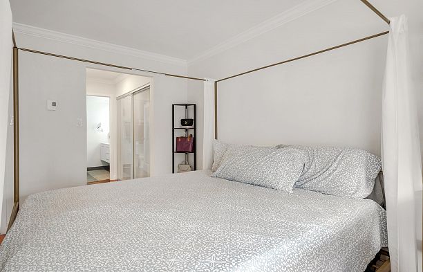 704 1450 Pennyfarthing Drive False Creek