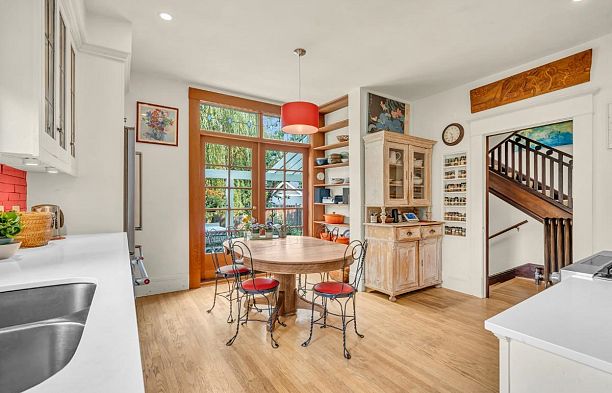 2965 W 37th Avenue MacKenzie Heights