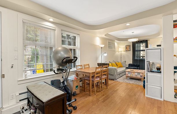 909 W 18th Avenue Cambie