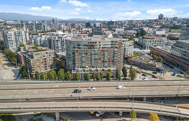 714 445 W 2nd Avenue False Creek