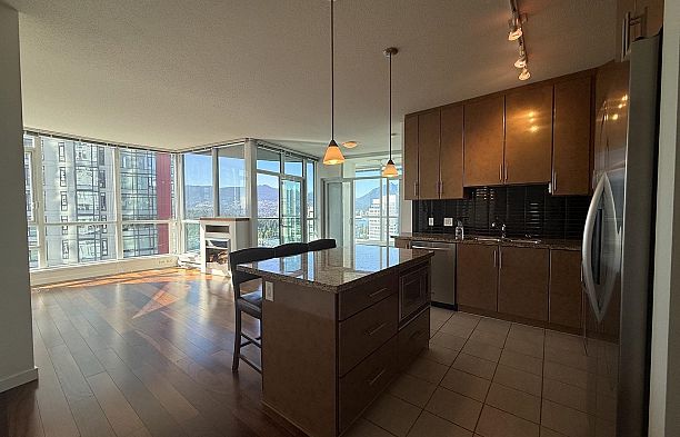 3001 1189 Melville Street Coal Harbour