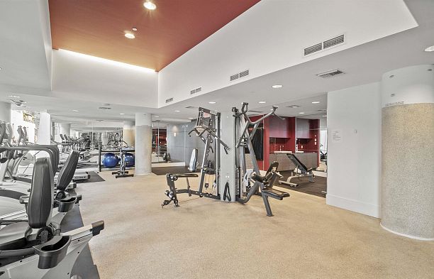 206 1477 W Pender Street Coal Harbour