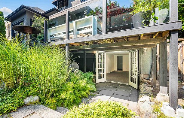 4678 W 9th Avenue Point Grey