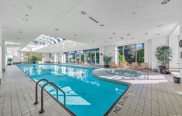 2502 323 Jervis Street Coal Harbour