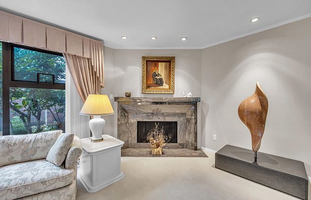 6554 Pinehurst Drive South Cambie