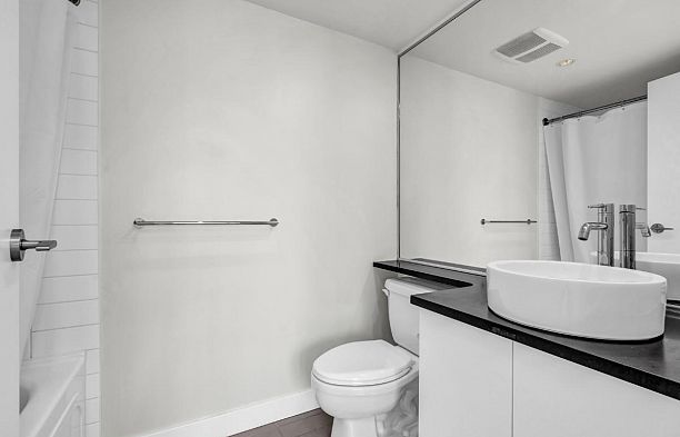 1805 788 Hamilton Street Downtown VW