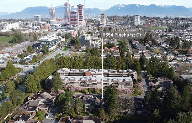 6554 Pinehurst Drive South Cambie