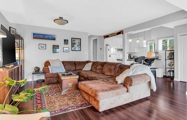 3705 Puget Drive Arbutus