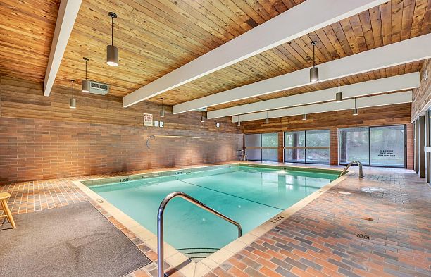 6554 Pinehurst Drive South Cambie