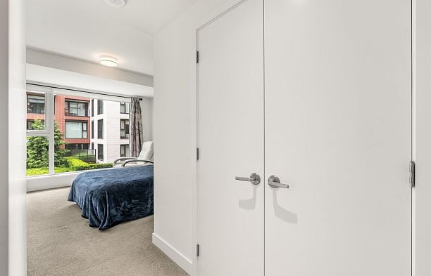 305 1571 W 57th Avenue South Granville