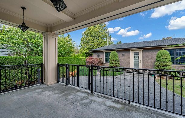7283 Wiltshire Street South Granville