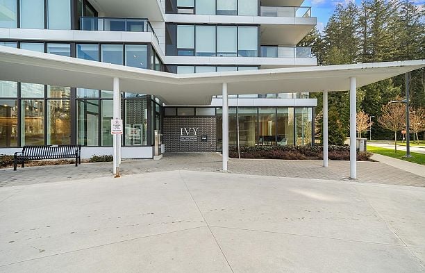 1501 5629 Birney Avenue University VW
