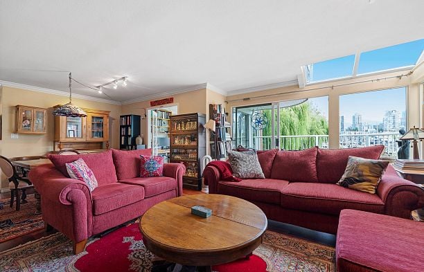 1525 Mariner Walk False Creek