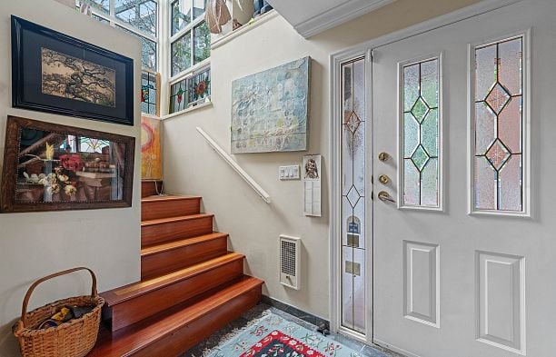 1525 Mariner Walk False Creek