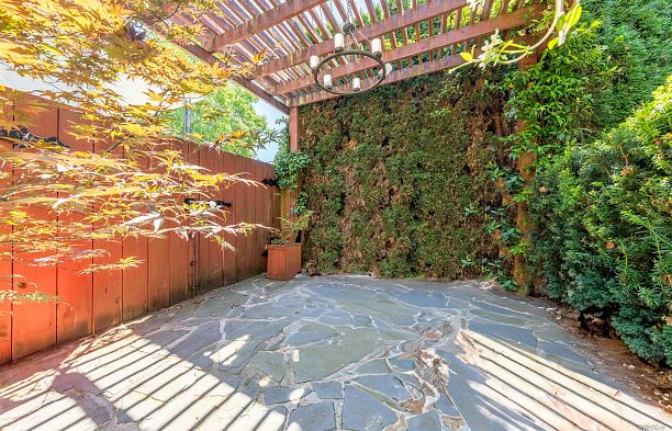 2340 Balaclava Street Kitsilano