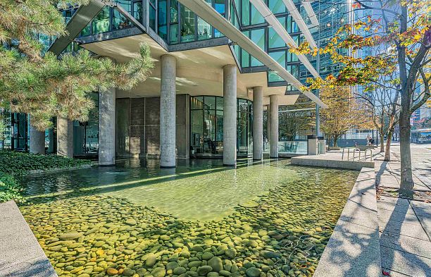 2106 1331 W Georgia Street Coal Harbour