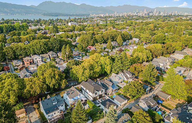 3336 W 14th Avenue Kitsilano